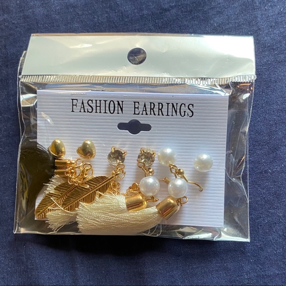 Set of 6 Earrings - Picture 2 of 2